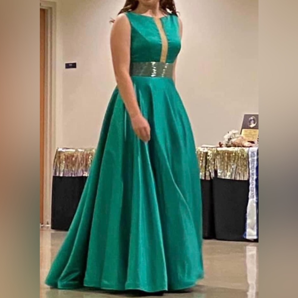 Size 4 pageant gown